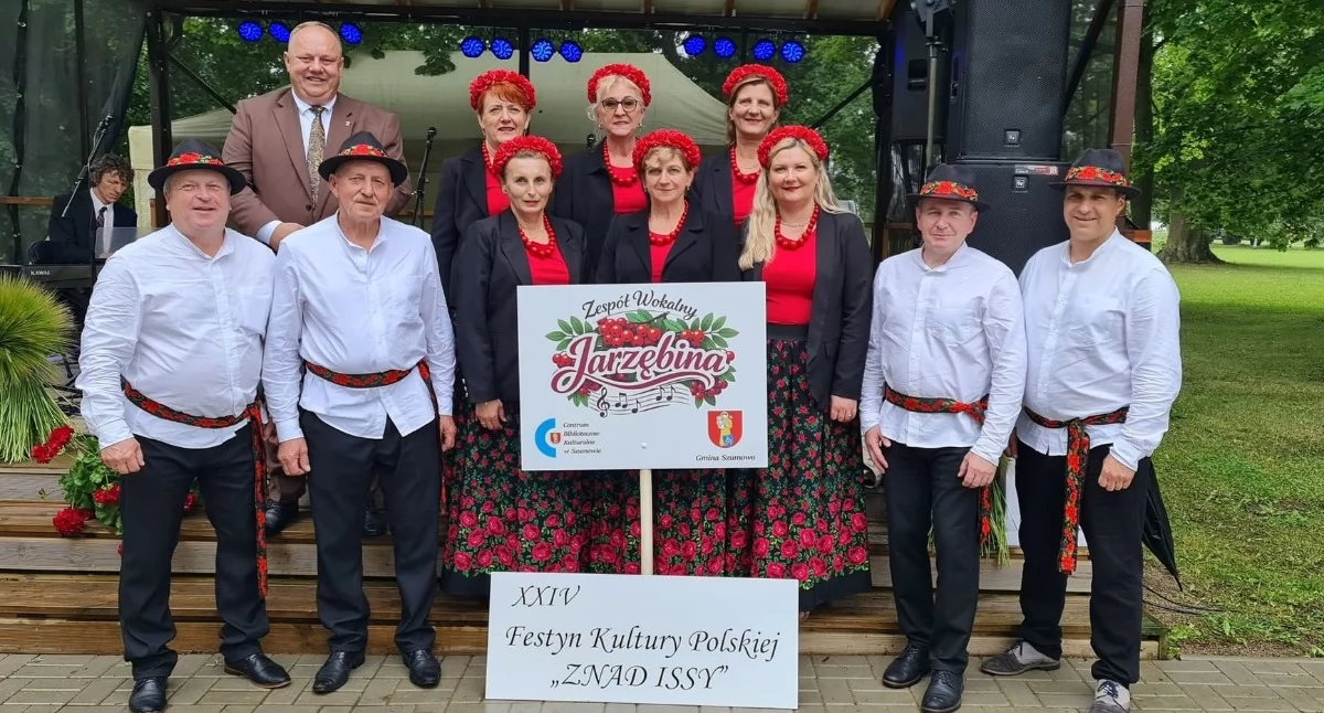 rolnictwo, Zespoły Jarzębina Zamberwsi promowały region Litwie [FOTO] - zdjęcie, fotografia