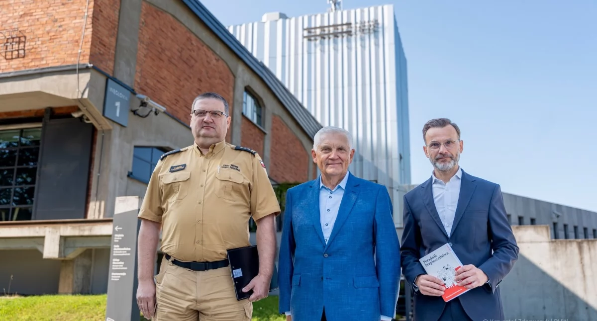 inwestycje, Województwo podlaskie inwestuje miliony systeme alarmowania ostrzegania [FOTO] - zdjęcie, fotografia