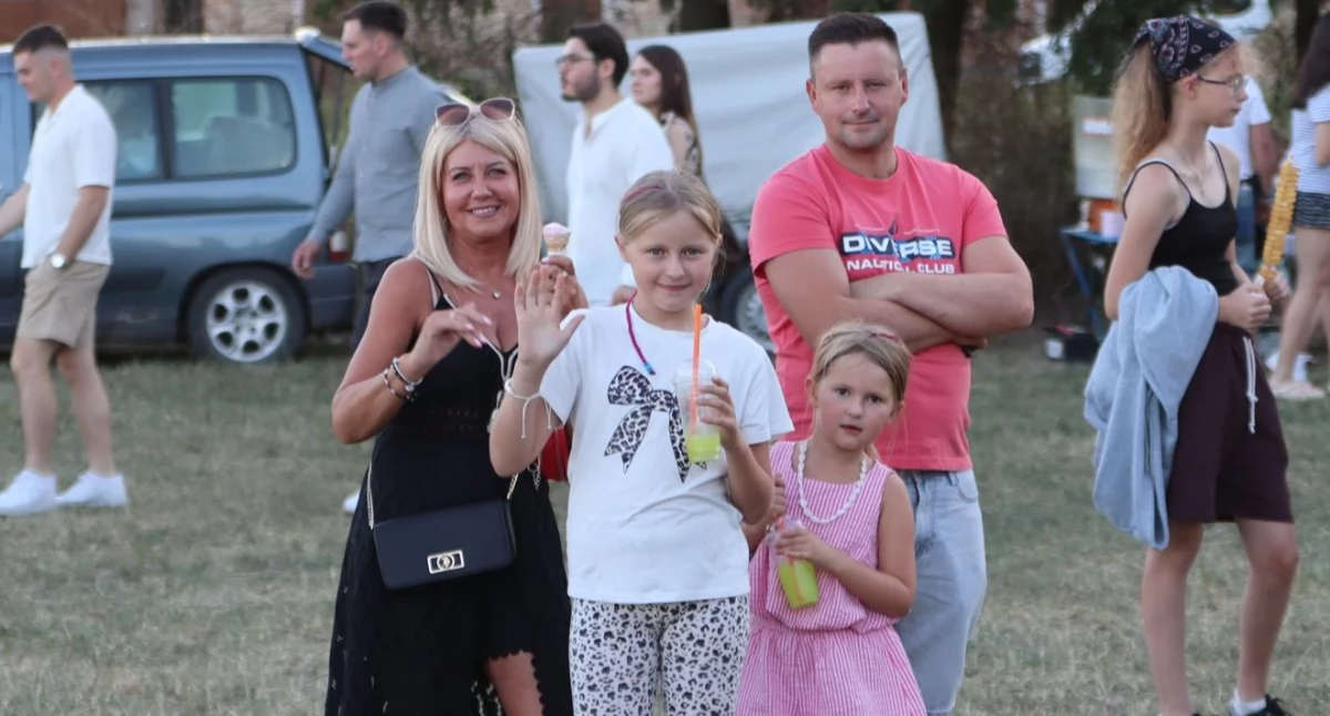 uroczystości obchody, Festyn rodzinny Kołakach Kościelnych [FOTO+VIDEO] - zdjęcie, fotografia