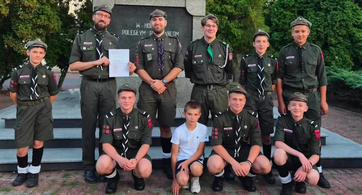 organizacje pozarządowe, Zambrowscy harcerze rosną siłę Zastęp „Żubry” przekształcił drużynę „Forestum” [FOTO] - zdjęcie, fotografia