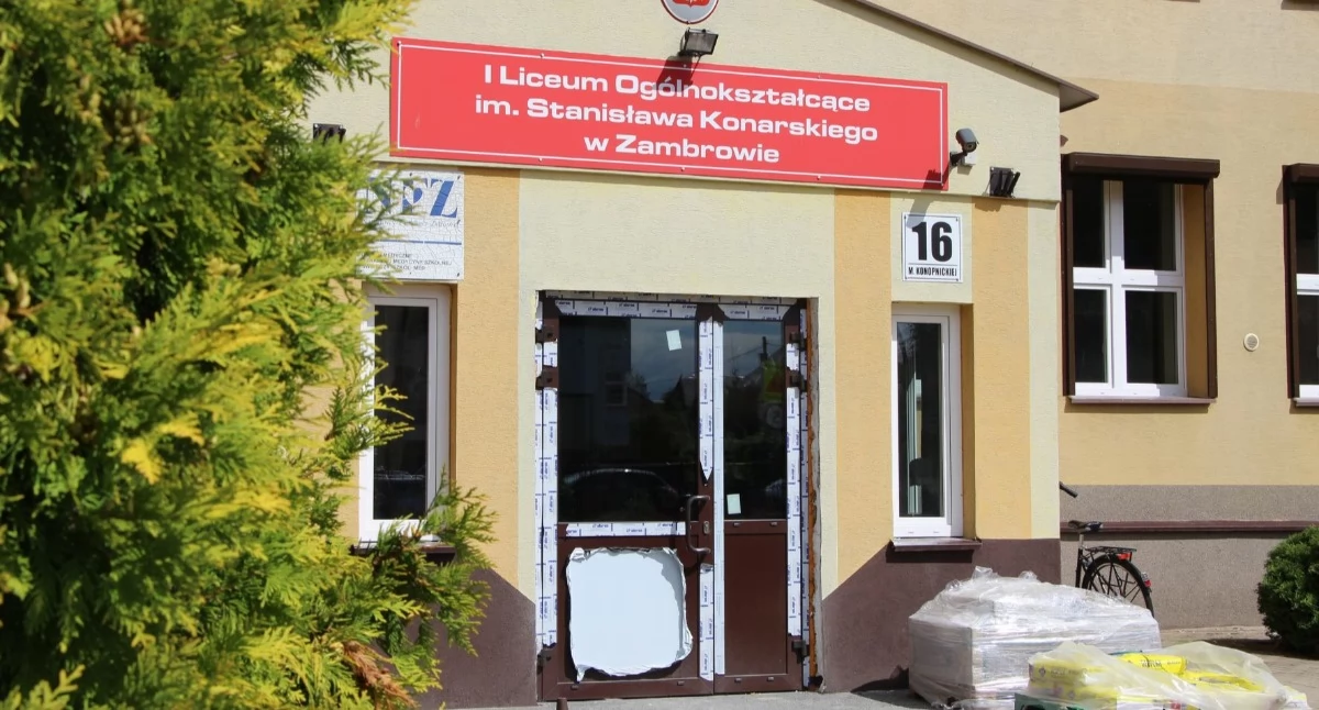 inwestycje, Miliony zambrowskie szkoły Trwają prace Długoborzu [FOTO] - zdjęcie, fotografia