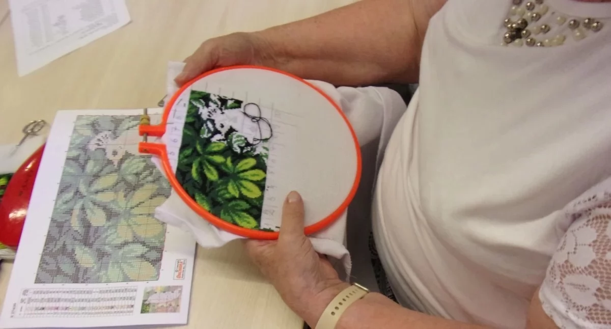 rekreacja wypoczynek, Pracownia Haftu Igiełka rozpoczyna sezon artystyczny - zdjęcie, fotografia