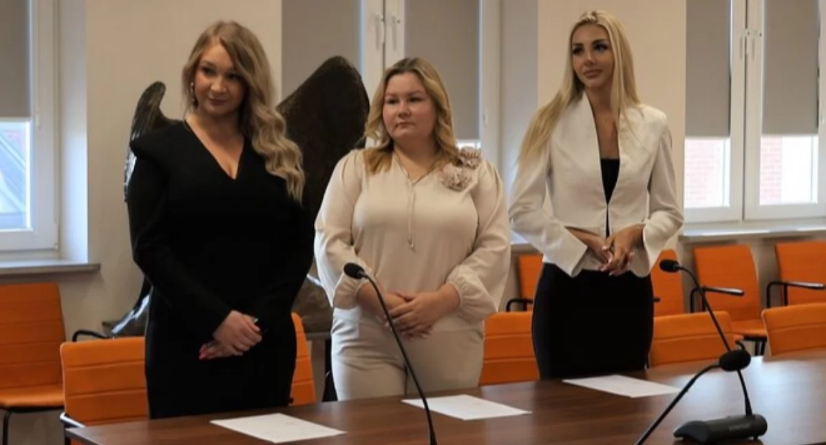 edukacja, Nauczycielki gminy Zambrów awansami Wójt wręczył mianowania [FOTO] - zdjęcie, fotografia