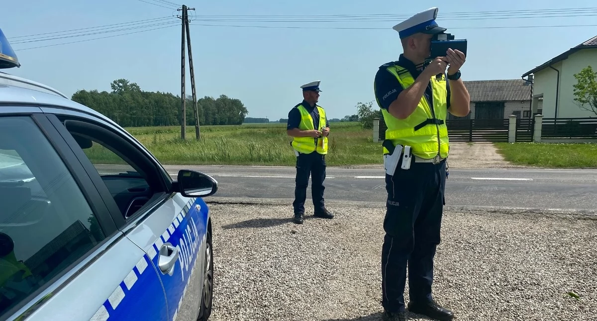 policja, Pędził ograniczeniu dziewięćdziesięciu Stracił prawo jazdy - zdjęcie, fotografia