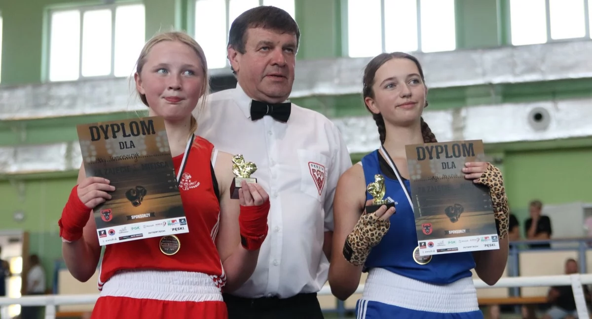 karate i sztuki walki, Mistrzostwa Miasta Puchar Burmistrza Miasta Zambrów Eliminacje Mistrzostw Polski Juniorów boksie [FOTO] - zdjęcie, fotografia