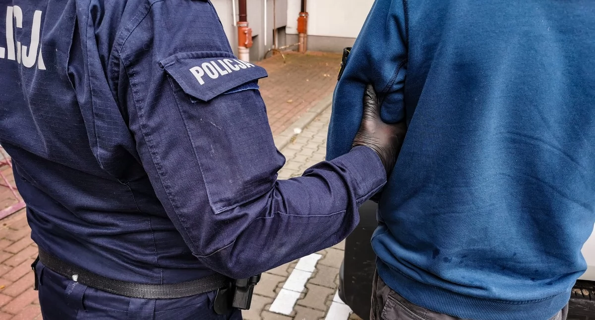 policja, Dwudniowa akcja podlaskiej policji poszukiwanych trafi kratki - zdjęcie, fotografia
