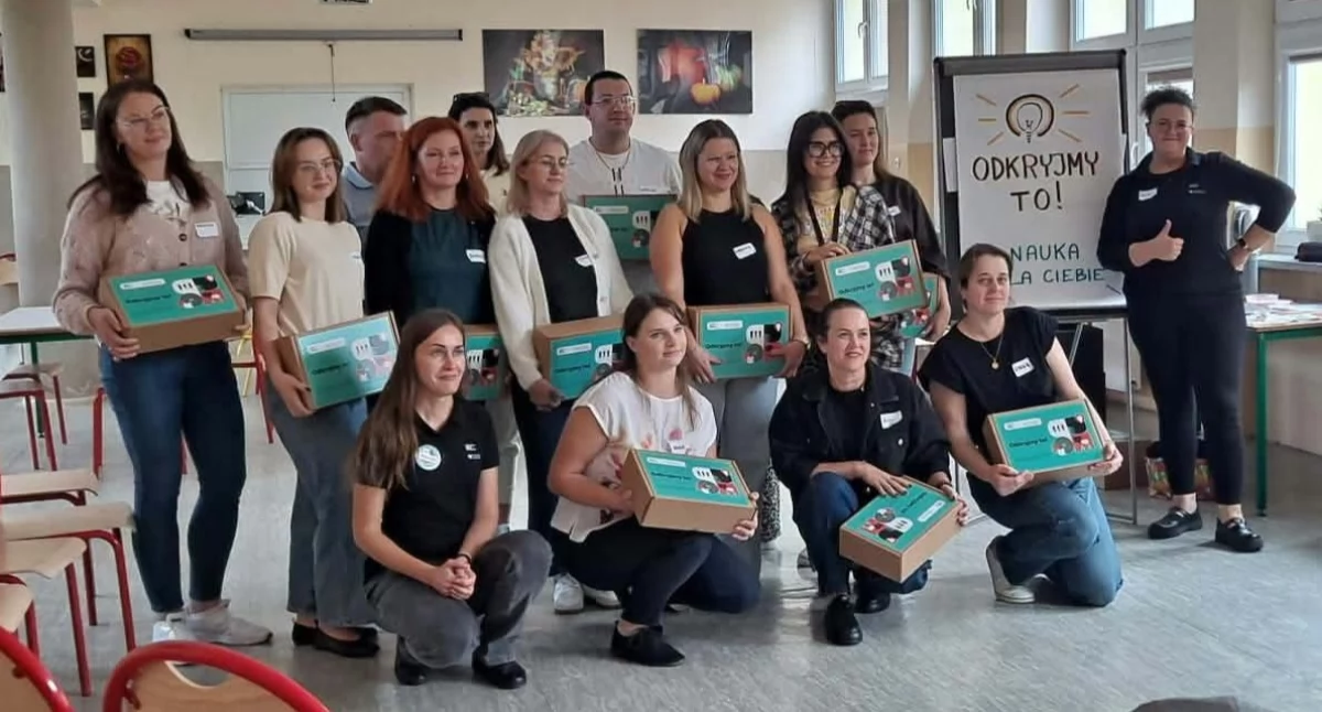 edukacja, Eksperci Centrum Nauki Kopernik szkolili nauczycieli rodziców zambrowskiej „Czwórce” [FOTO] - zdjęcie, fotografia