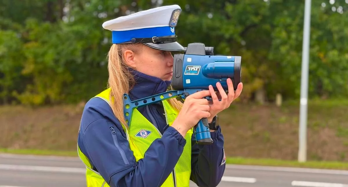 policja, Pędził przez Zambrów Stracił prawo jazdy - zdjęcie, fotografia