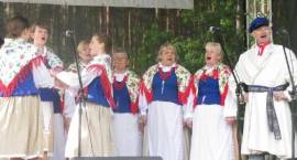 Sukces zambrowskich zespołów folklorystycznych w Zbójnej