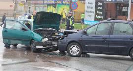 Wypadek na światłach w centrum Zambrowa