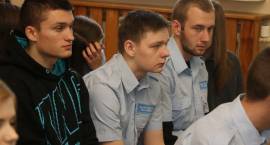 Przyszli policjanci i strażacy z „Siwej” złożyli ślubowanie