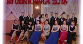 Studniówka w ZSA 2015. Zdjęcia grupowe.