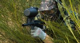 Rozgrywki Paintball organizowane przez firmę Pluton z Zambrowa /Fot. Andrzej Tymiński...