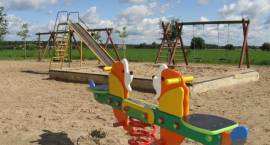 Nowe zabawki na placach zabaw SM Nadzieja