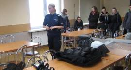 Lekcja w komendzie policji