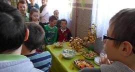 Stary Skarżyn: uczniowie przywitali wiosnę