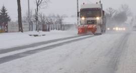 Ul. Ostrowska w Zambrowie. Wylot na Warszawę - drogą krajową nr 8. Stan na 09.01.2010...