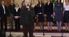 Koncert charytatywny zespołu Emaus dla 4,5-letniego Maksia – w Rutkach Kossakach