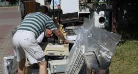 Zbiórka elektrośmieci w Zambrowie. 04.06.2011 r.