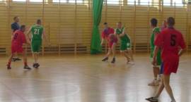 Rywalizacja mundurowych w koszykówce /Fot. Mateusz Borowski