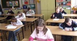 III edycja Międzyszkolnego Konkursu Czytelnicznego Baśnie Pana Perrault /Fot. z zasobów...