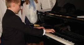 Koncert Niepodległościowy w Państwowej Szkole Muzycznej w Zambrowie /Fot. Daniel Miedzik