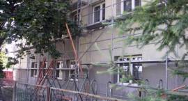 Prace termomodernizacyjne przy Szkole Podstawowej w Laskowcu Starym (10.07.2008 r.)...