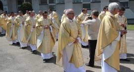 Złoty jubileusz kapłaństwa abp Józefa Michalika – uroczystość w Zambrowie