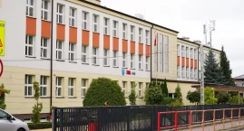 Czy nauczyciele zdejmują krzyże w salach lekcyjnych &hellip;
