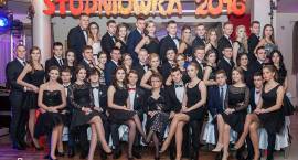 Studniówka ZSO 2016. Zdjęcia grupowe