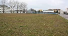 Teren obecnego boiska bocznego przy Stadionie Miejskim w Zambrowie. Stan na: 28.10.2010r.