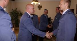 Policjanci z Zambrowa otrzymali nagrody za ujęcie przestępcy