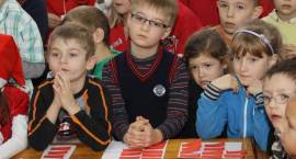 SP3 Zambrów: Wielka Świąteczna Loteria Fantowa Dzieci-Dzieciom 2013