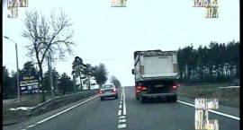 Wyprzedzanie na linii ciągłej, pod górę