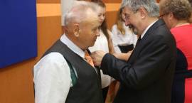 Uroczystość nadania medali Prezydenta RP za długoletnie pożycie małżeńskie dwudziestu...
