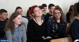 Sesja historyczna „Dlaczego narodziła się Solidarność?” w Zespole Szkół...