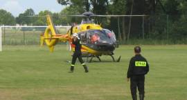 70-letni kierowca Fiata CC staranował betonowy płot i rozbił się na ścianie domu w...