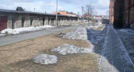 Teren przy blokach AWP 44, 46, 48 i 50 jest co prawda zagodposarowany pod względem...