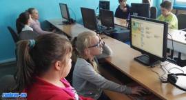 Robotyka i programowanie w zambrowskiej „Trójce” /fot. Grzegorz Zawistowski