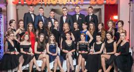 Studniówka ZSO 2016. Zdjęcia grupowe
