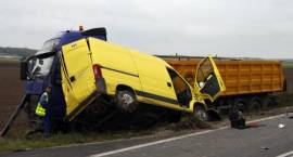 Skutki makabrycznego wypadku pomiędzy Zambrowem a Laskowcem Starym w dn. 27.09.2010 r.