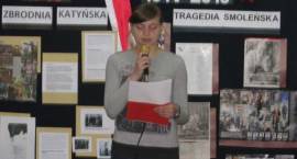 Apel poświęcony zbrodni katyńskiej i katastrofie smoleńskiej w SP w Starym Skarżynie...