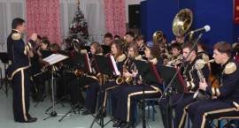 Koncert Noworoczny Miejskiej Młodzieżowej Orkiestry Dętej w Miejskim Gimnazjum nr 1