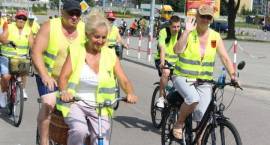 Zambrowianie udali się na trzeci standardowy rajd rowerowy. Tym razem odwiedzili Rybno.