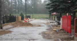 Przebudowa ul. Wodnej i Wąskiej w centrum Zambrowa. Stan prac na: 19.10.2010r.