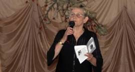 Elżbieta Bagińska - autorka tomiku wierszy CHWILE Z... /Fot. Grzegorz Zawistowski