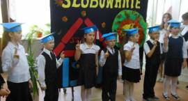 Ślubowanie pierwszoklasistów w Szkole Podstawowej w Starym Skarżynie