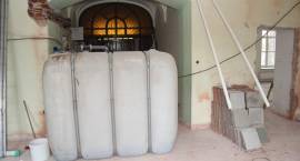 Remontują zabytkowy budynek