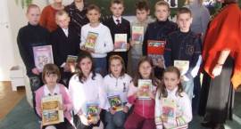 III edycja Międzyszkolnego Konkursu Czytelnicznego Baśnie Pana Perrault /Fot. z zasobów...