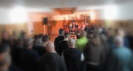 Zespół muzyczny Emaus dał koncert w Zakładzie Karnym w Czerwonym Borze